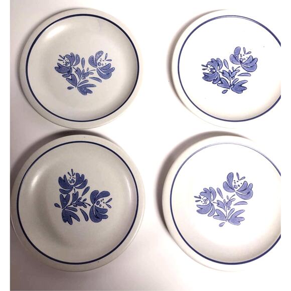 Pfaltzgraff Yorktowne salad plates - Picture 1 of 4